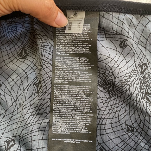 Volcom Bikini Bottom - Picture 8 of 10